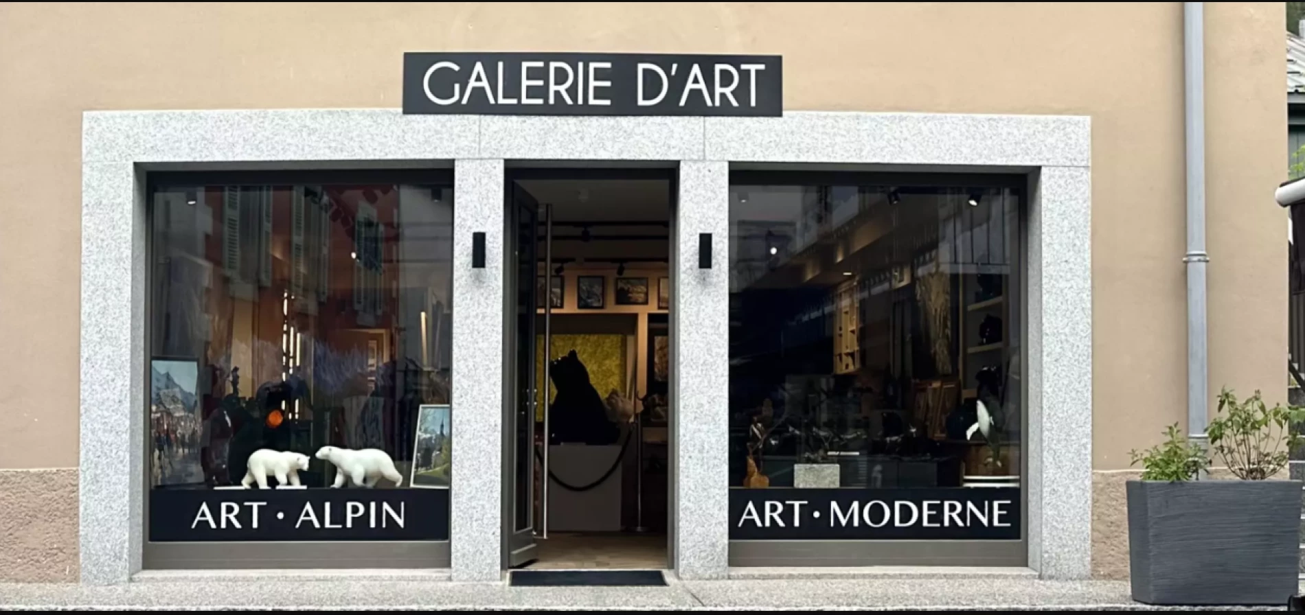 Image de la fiche de l'entreprise GALERIE ART DESIGN CHAMONIX